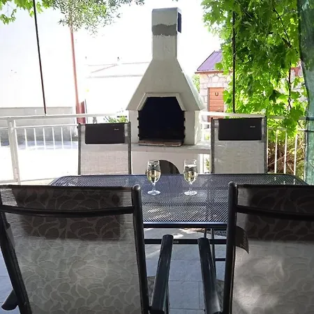 Zele Koic Holiday home