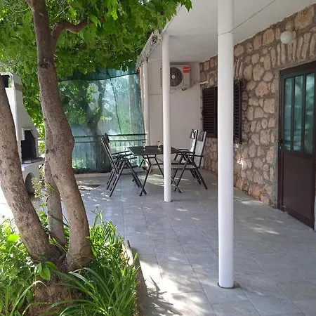 Zele Koic Holiday home *