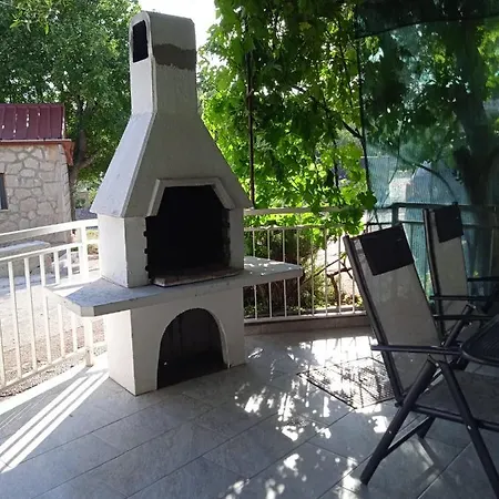 Zele Koic Holiday home *